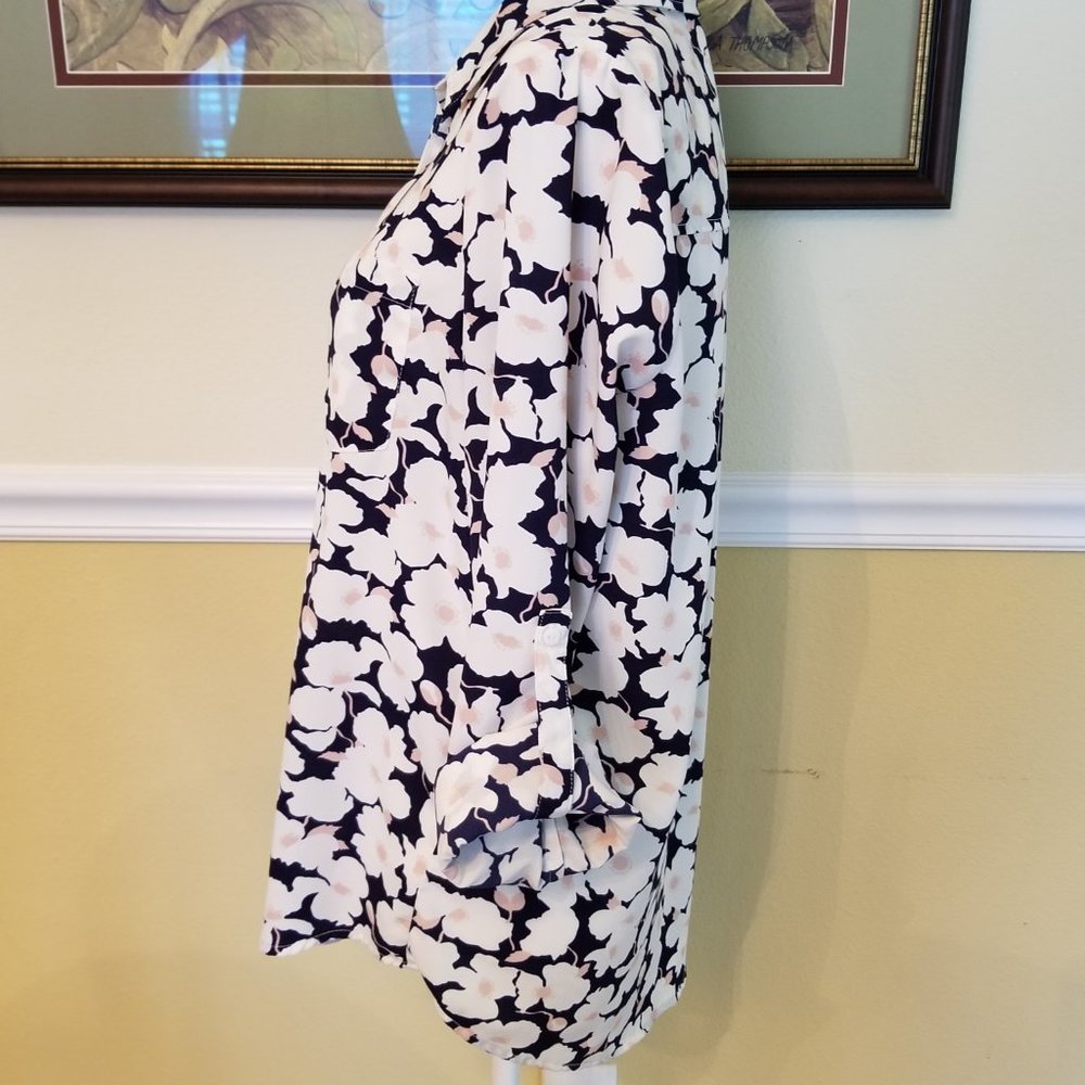 Skies are Blue  Kaulin Button Down Blouse M - Picture 6 of 7